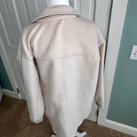 La Hearts Cream Button-Up Jacket - Picture 8 of 9